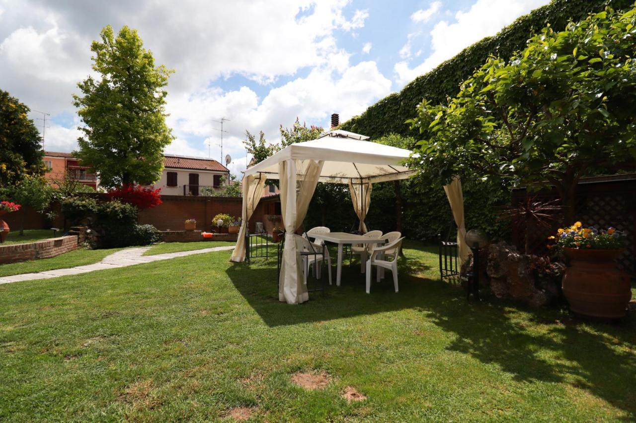 Villa Oasi Ferrara Exterior photo
